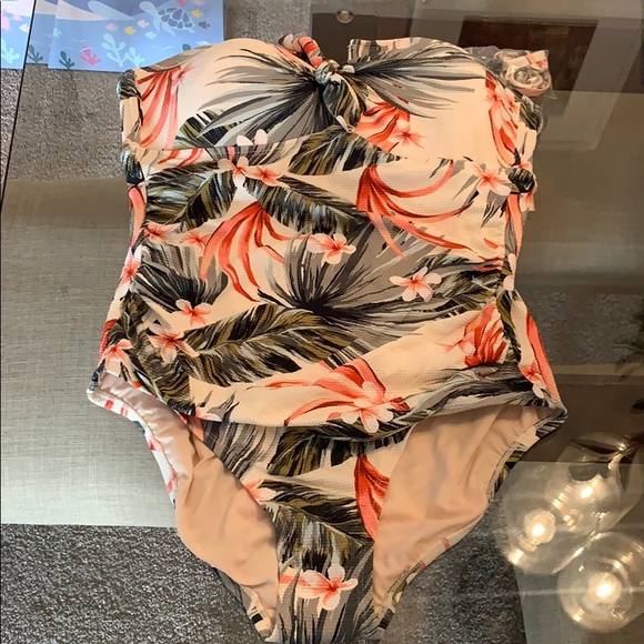 Kona Sol Other - Kona sol one piece swim adorable!